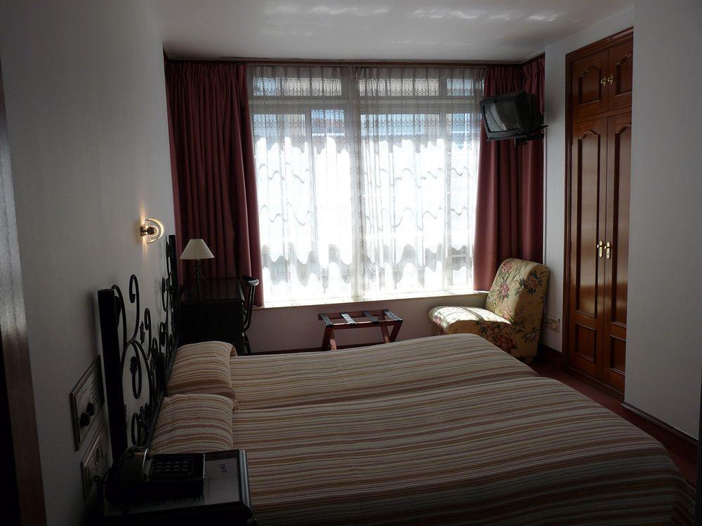 Nest El Camino Hotel Santiago de Compostela Exterior photo